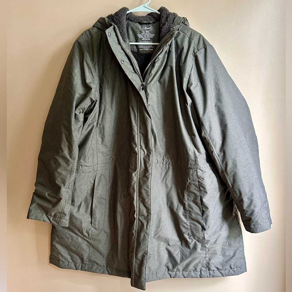 L.L. Bean Women’s Warmer Winter Jacket Dark Green 3X